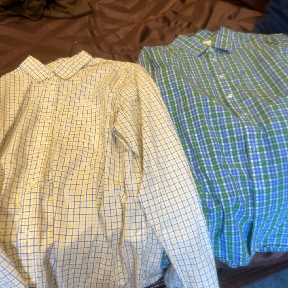 Men’s extra large polo shirts, T-shirts, sweatshirts, jackets some new with tags